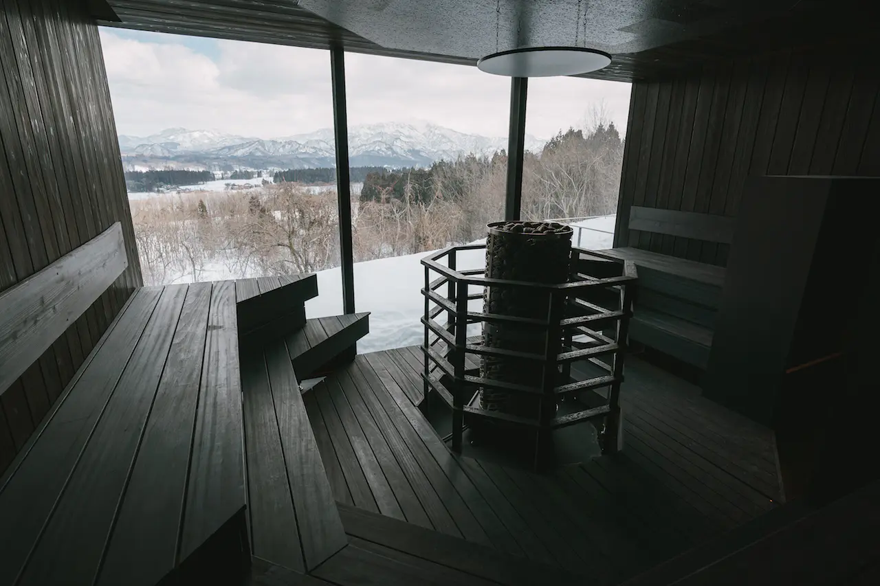 Snow Peak FIELD SUITE SPA HEADQUARTERS